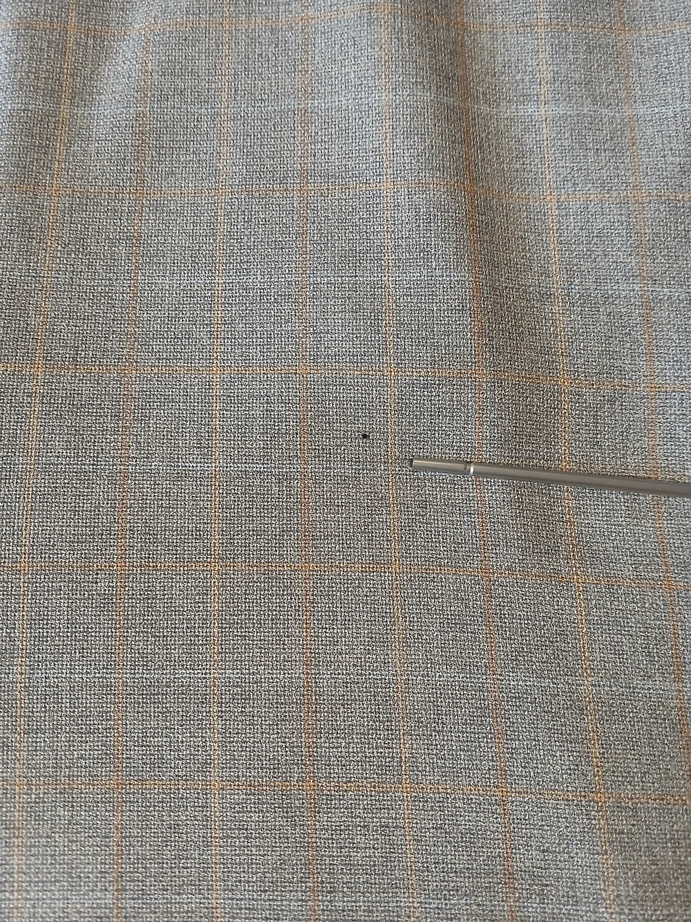 Men's Brioni Light Gray Plaid Blazer - Classic Three-Button Jacket
